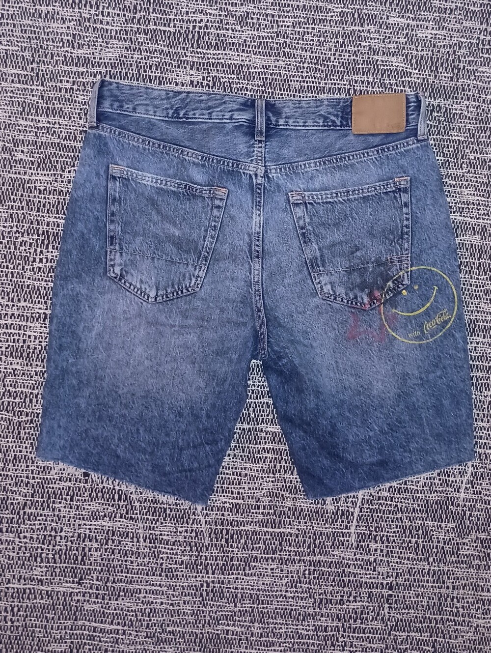 Coca-Cola Areo Distressed Denim Shorts Size 31